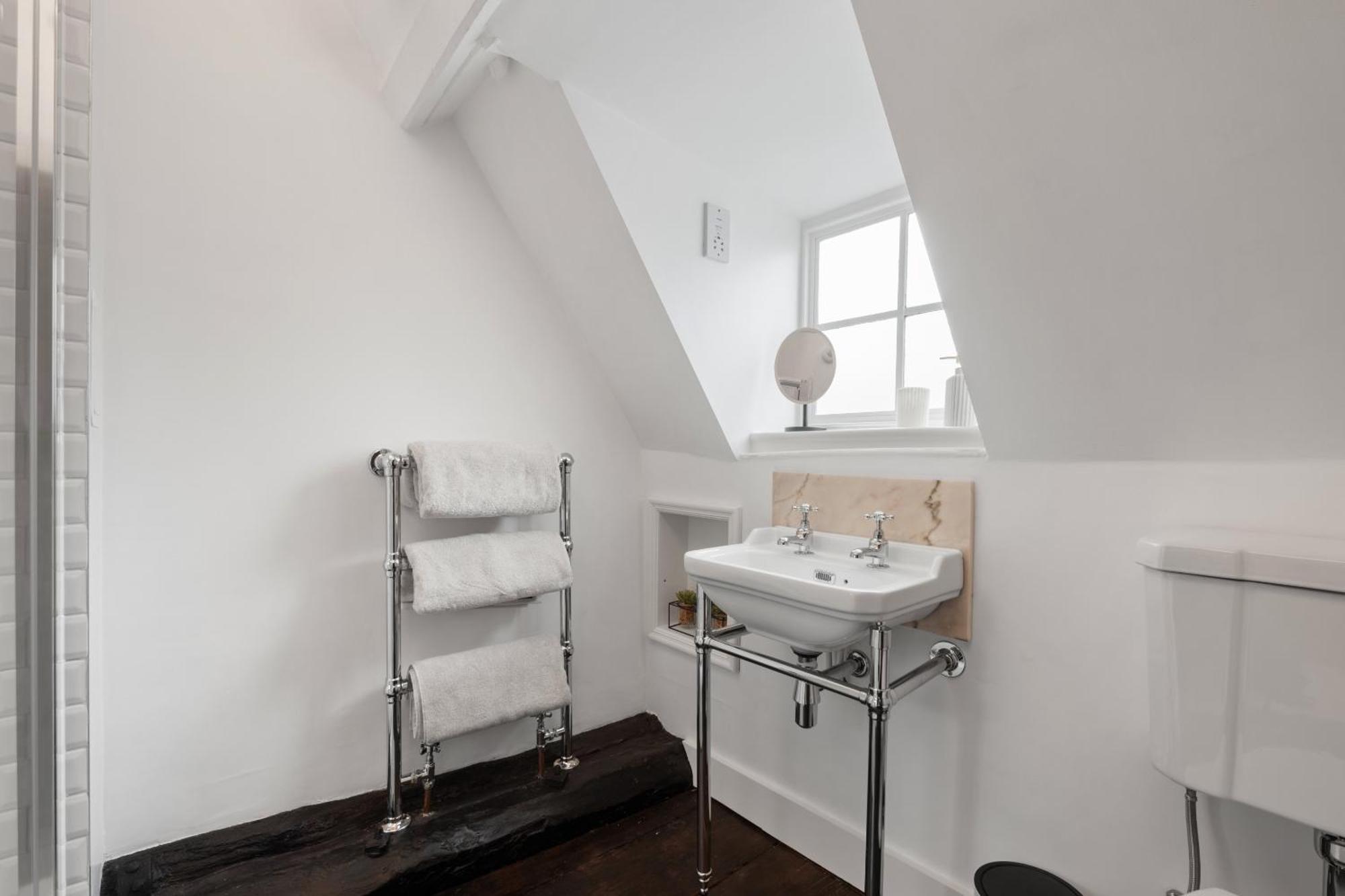 Beautiful Period Property In Historic Town Braintree Buitenkant foto
